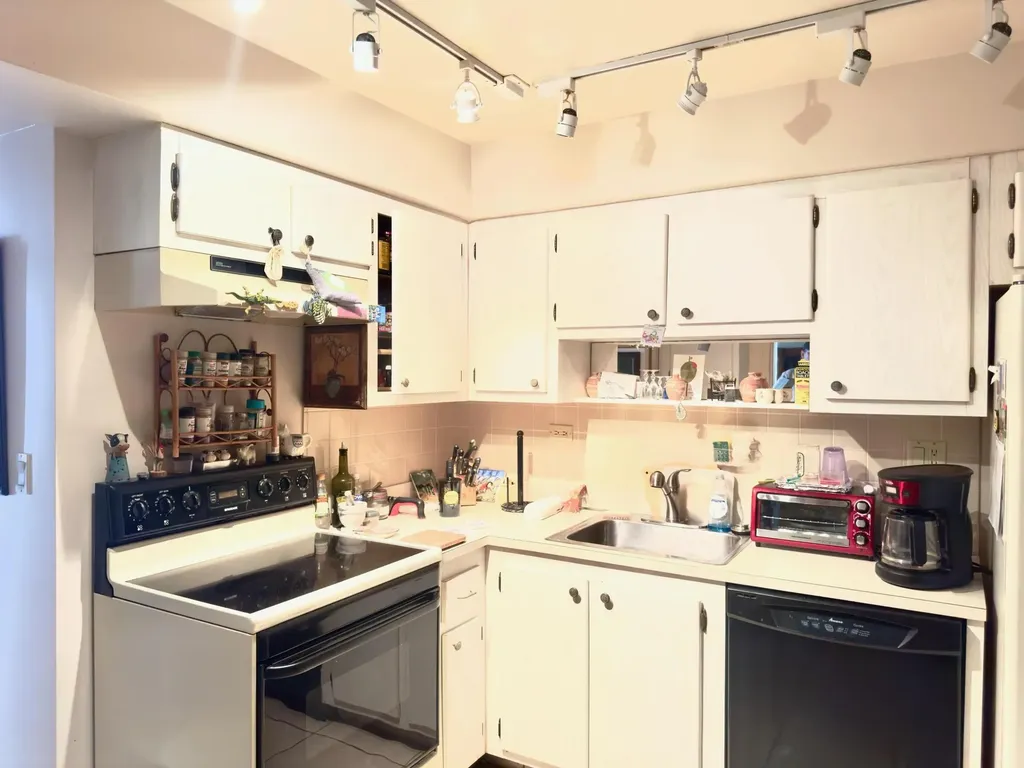 250 174th Street Sunny Isles Beach FL 33160