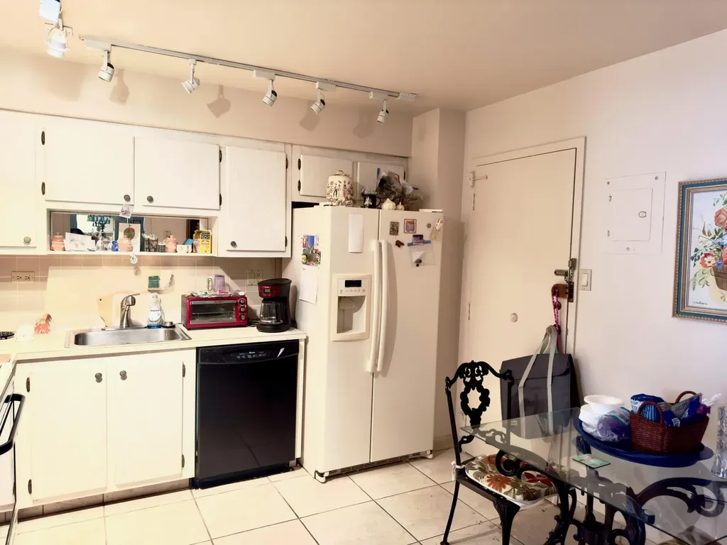 250 174th Street Sunny Isles Beach FL 33160
