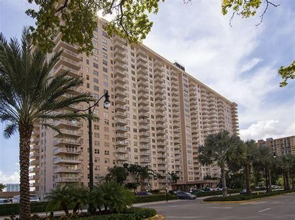 250 174th Street Sunny Isles Beach FL 33160