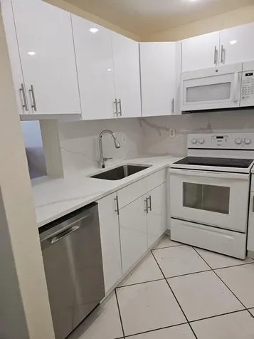 5665 W 20th Avenue Hialeah FL 33012