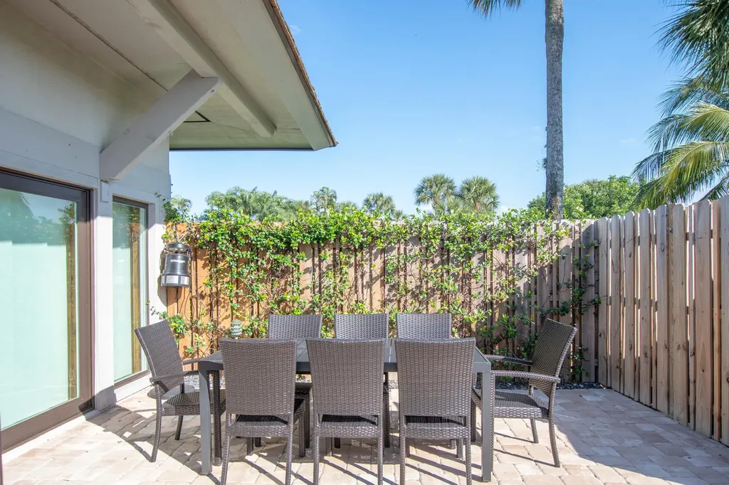 11792 Wimbledon Circle Wellington FL 33414