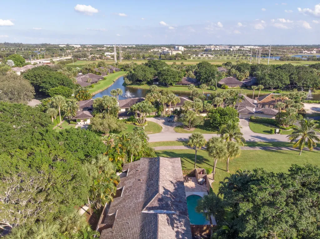 11792 Wimbledon Circle Wellington FL 33414