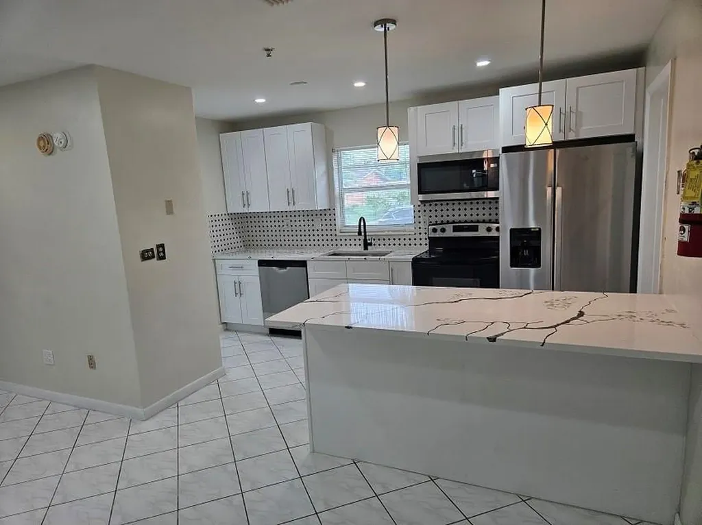 6380 NW 25th Court Sunrise FL 33313
