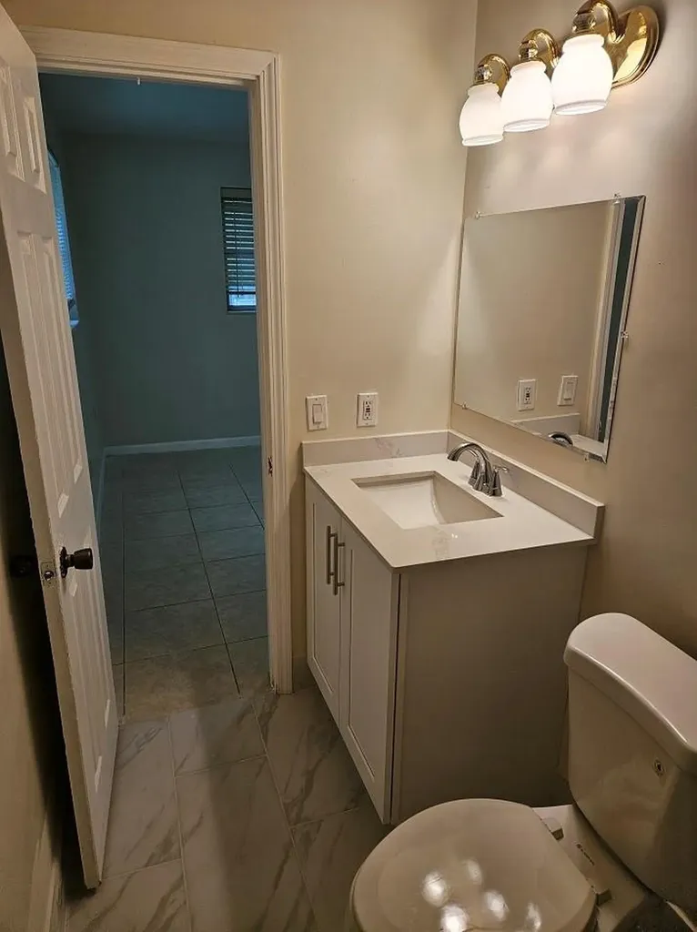 6380 NW 25th Court Sunrise FL 33313
