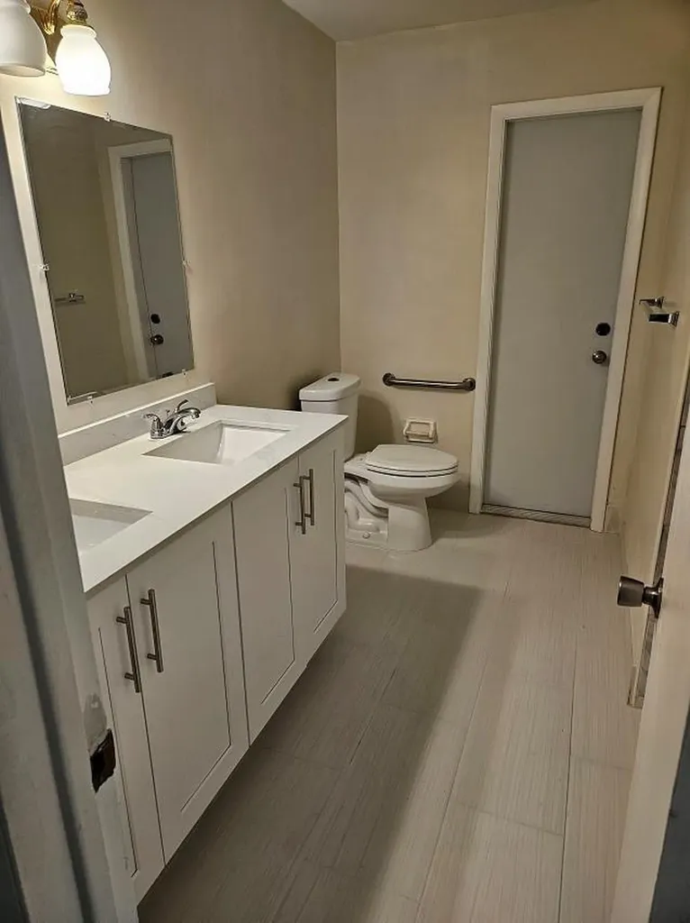 6380 NW 25th Court Sunrise FL 33313