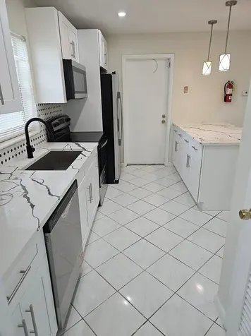 6380 NW 25th Court Sunrise FL 33313