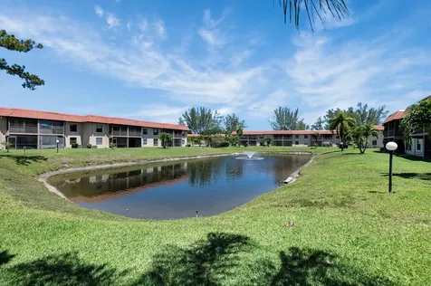 21911 Lake Forest Circle Boca Raton FL 33433