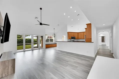 4414 NW 52nd Street Coconut Creek FL 33073