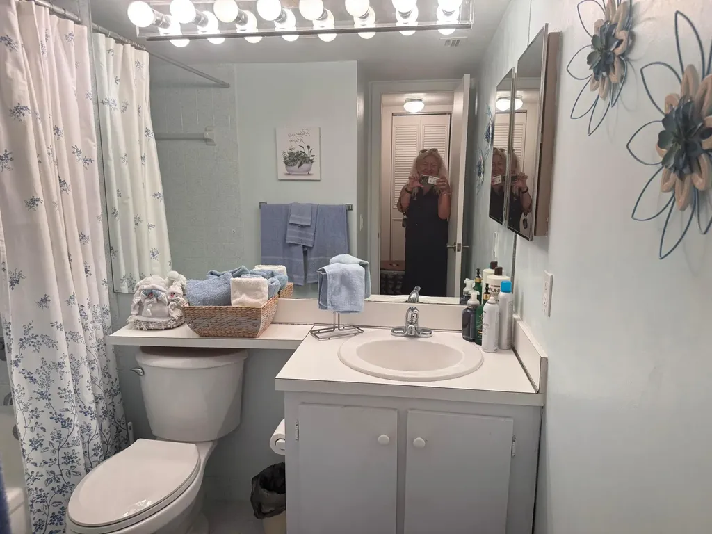 417 Pine Glen Lane Greenacres FL 33463