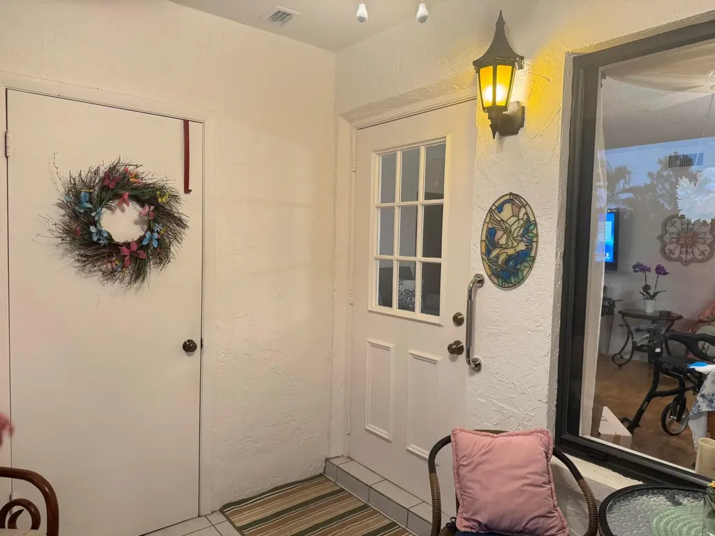 417 Pine Glen Lane Greenacres FL 33463