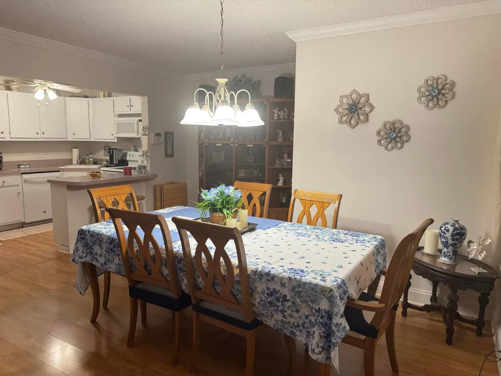 417 Pine Glen Lane Greenacres FL 33463
