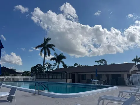417 Pine Glen Lane Greenacres FL 33463