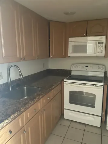 2901 NW 47th Terrace Lauderdale Lakes FL 33313