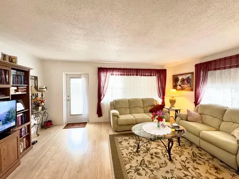 148 Bedford F West Palm Beach FL 33417