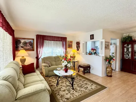 148 Bedford F West Palm Beach FL 33417