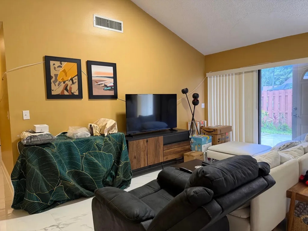 1051 Summit Place Circle West Palm Beach FL 33415