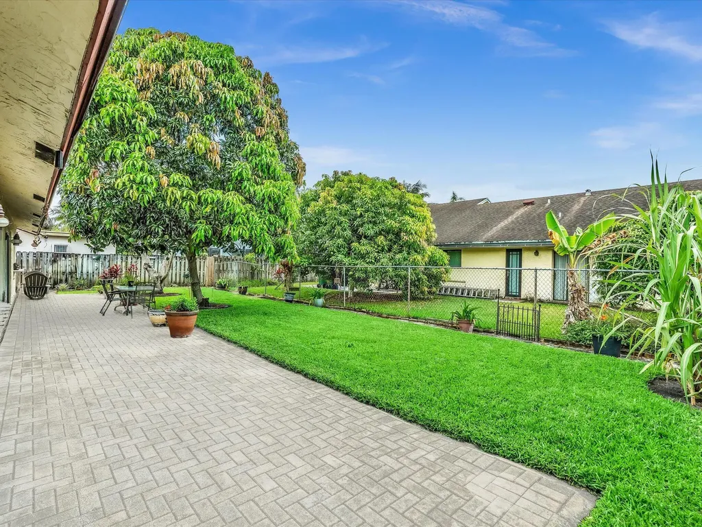 8330 NW 54th Street Lauderhill FL 33351