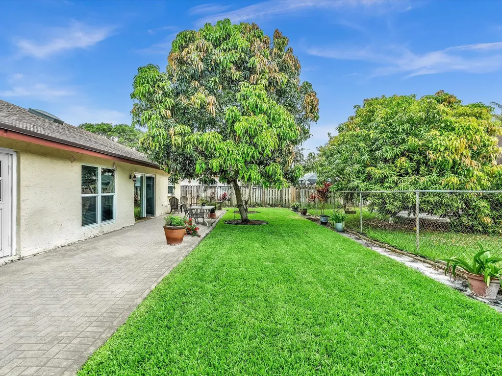 8330 NW 54th Street Lauderhill FL 33351