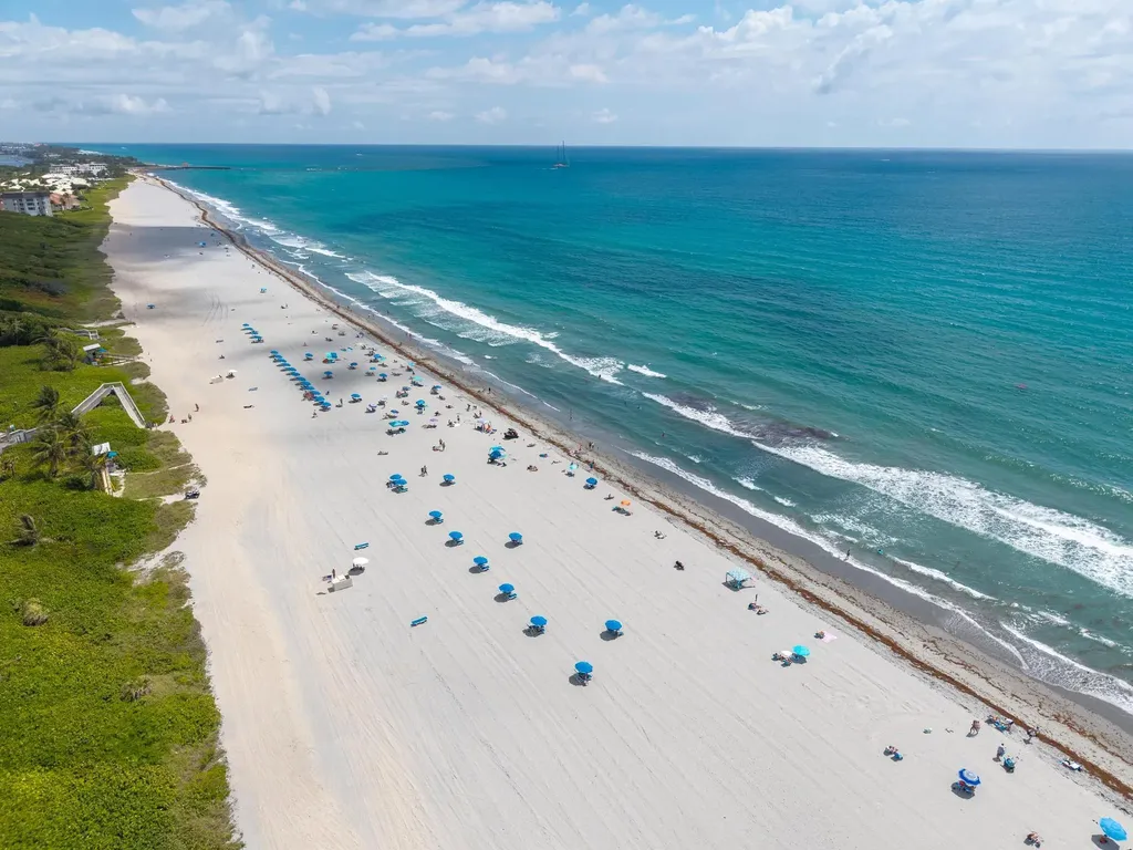 1009 Leisure Lane Boynton Beach FL 33426