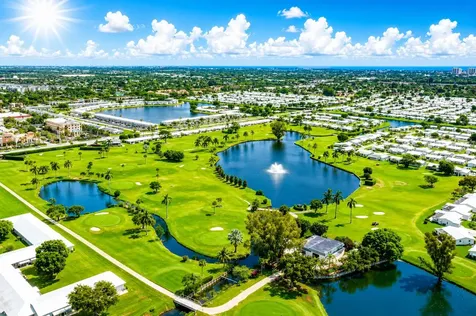1009 Leisure Lane Boynton Beach FL 33426