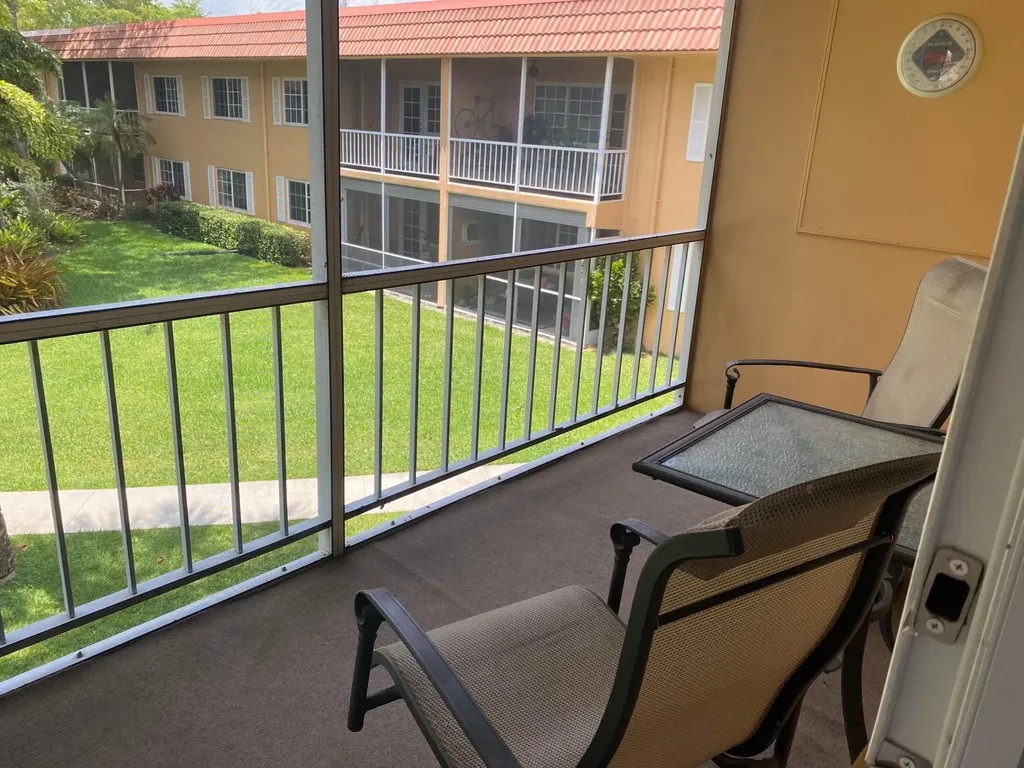 351 NE 19th Place Wilton Manors FL 33305