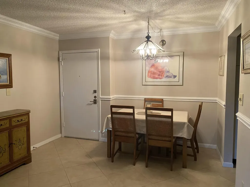 351 NE 19th Place Wilton Manors FL 33305