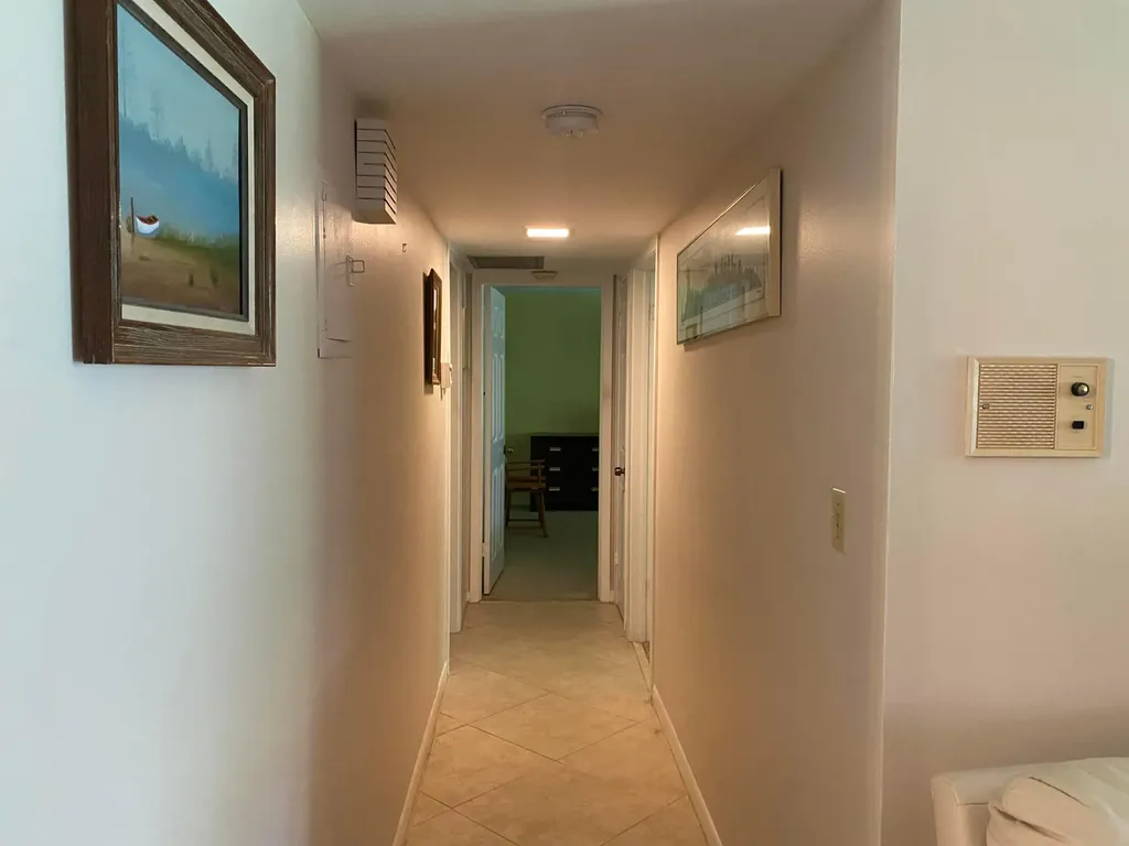 351 NE 19th Place Wilton Manors FL 33305