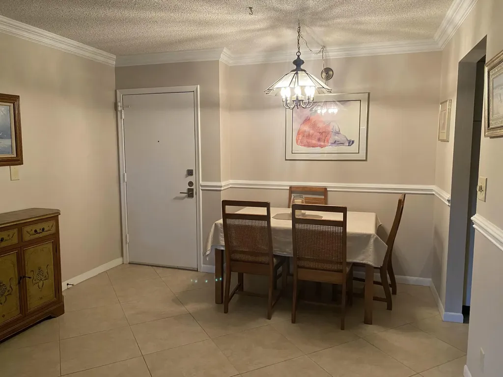 351 NE 19th Place Wilton Manors FL 33305