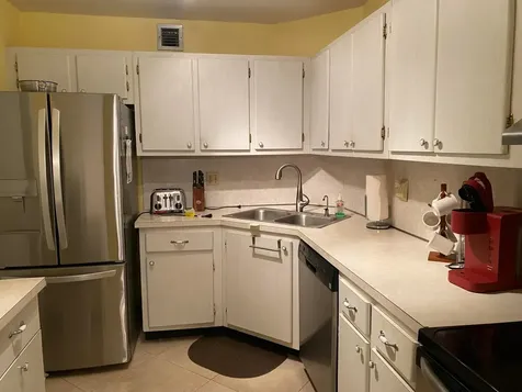 351 NE 19th Place Wilton Manors FL 33305
