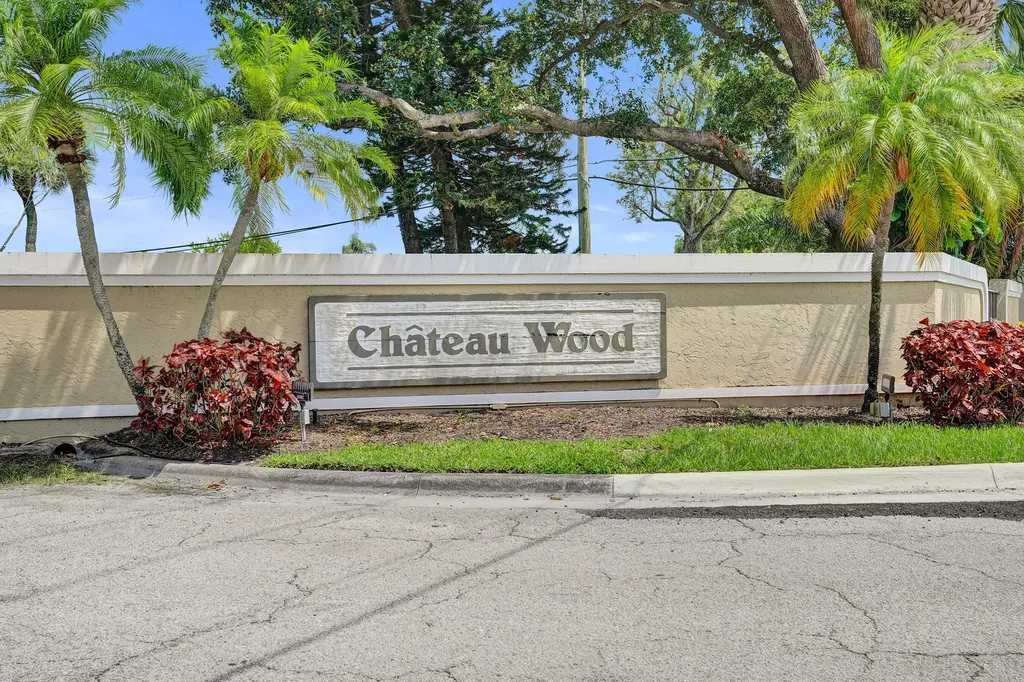 4260 Village Drive Delray Beach FL 33445