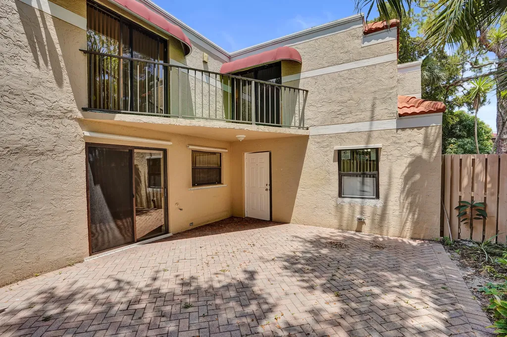 4260 Village Drive Delray Beach FL 33445