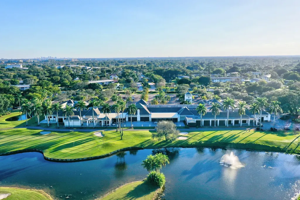 3005 Portofino Isle Coconut Creek FL 33066