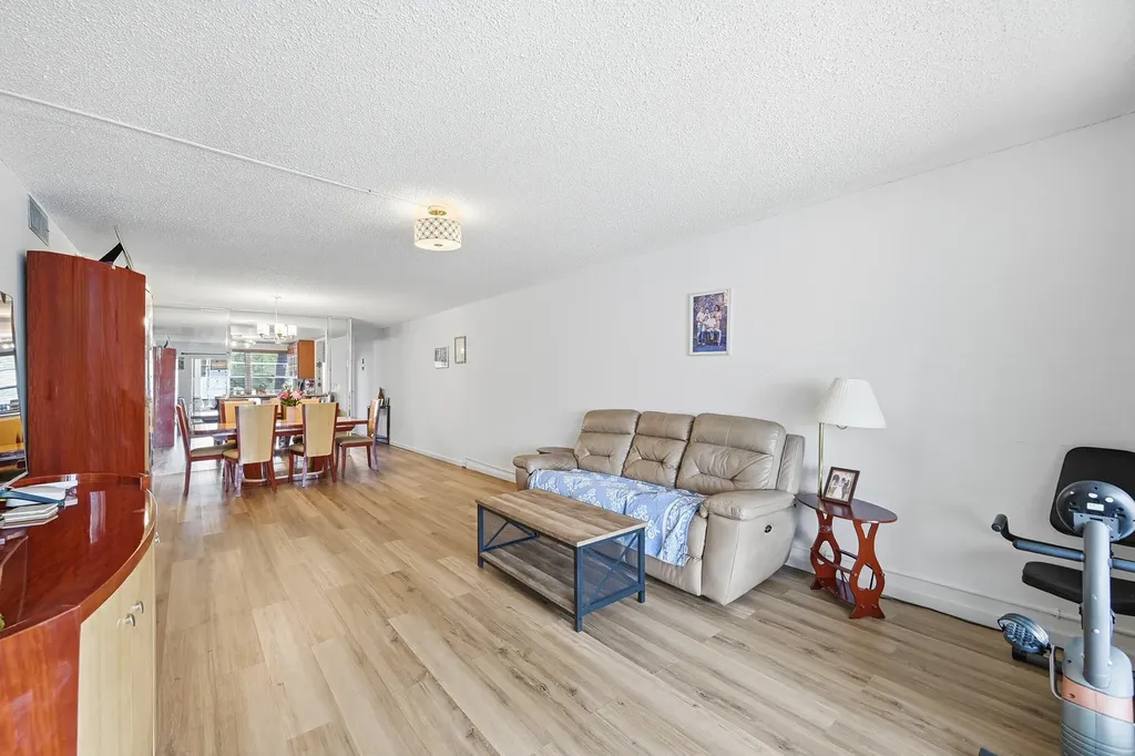 3005 Portofino Isle Coconut Creek FL 33066