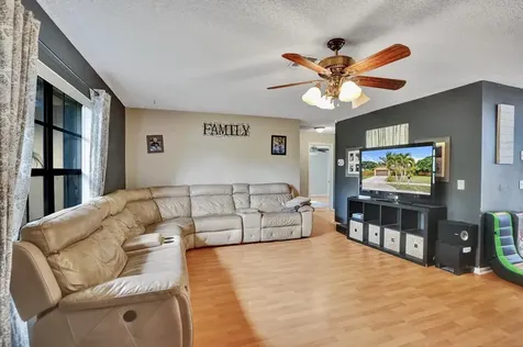 125 Seagull Court Royal Palm Beach FL 33411