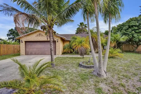 125 Seagull Court Royal Palm Beach FL 33411