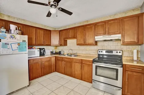 125 Seagull Court Royal Palm Beach FL 33411