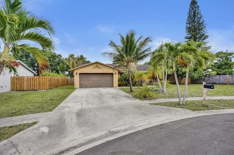 125 Seagull Court Royal Palm Beach FL 33411
