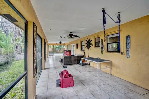 125 Seagull Court Royal Palm Beach FL 33411