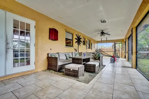 125 Seagull Court Royal Palm Beach FL 33411