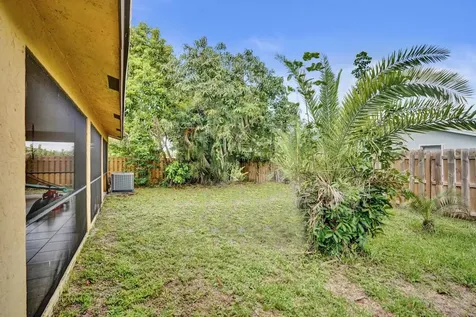 125 Seagull Court Royal Palm Beach FL 33411