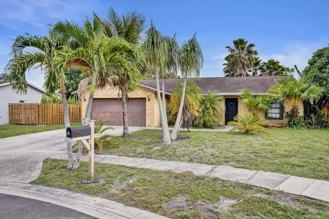 125 Seagull Court Royal Palm Beach FL 33411