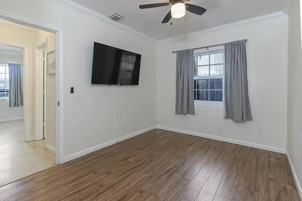 802 N J Street Lake Worth Beach FL 33460