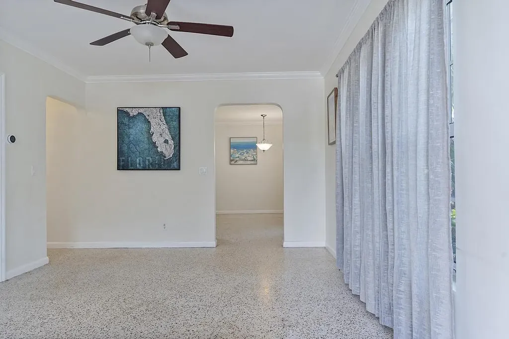 802 N J Street Lake Worth Beach FL 33460