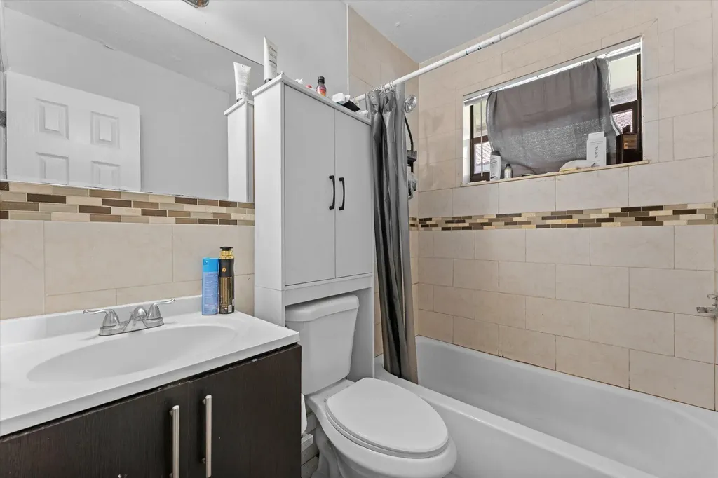 1210 NW 30th Avenue Fort Lauderdale FL 33311