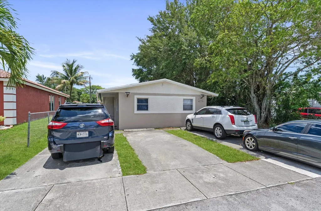 1210 NW 30th Avenue Fort Lauderdale FL 33311