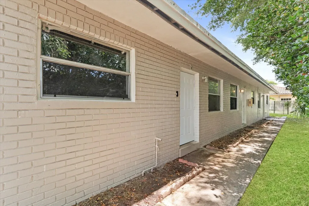 1210 NW 30th Avenue Fort Lauderdale FL 33311