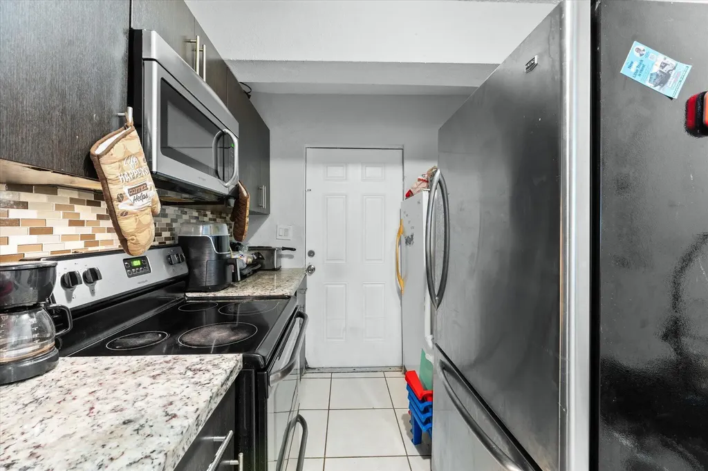 1210 NW 30th Avenue Fort Lauderdale FL 33311