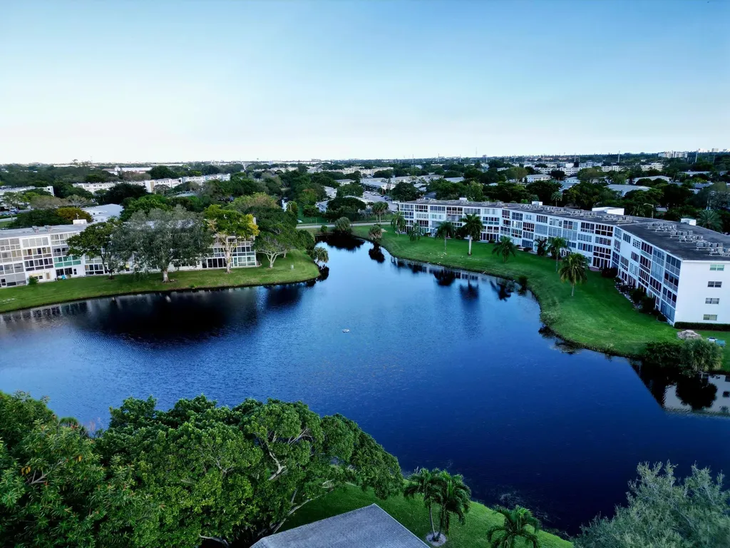 144 Tilford Place Deerfield Beach FL 33442