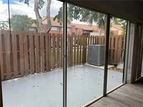 8244 NW 9th Street Plantation FL 33324