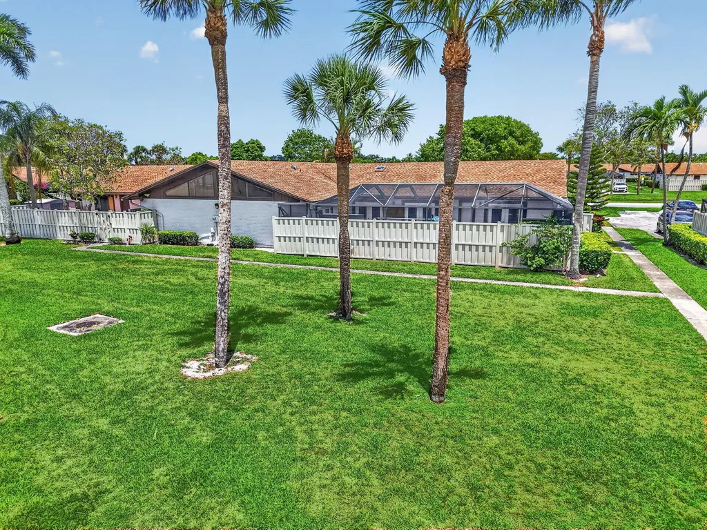 9842 Boca Gardens Trail Boca Raton FL 33496
